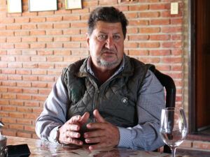 Antonio Riccillo. El productor recibió a MOTIVAR y dialo- gó sobre distintas tendencias en el manejo de los animales.