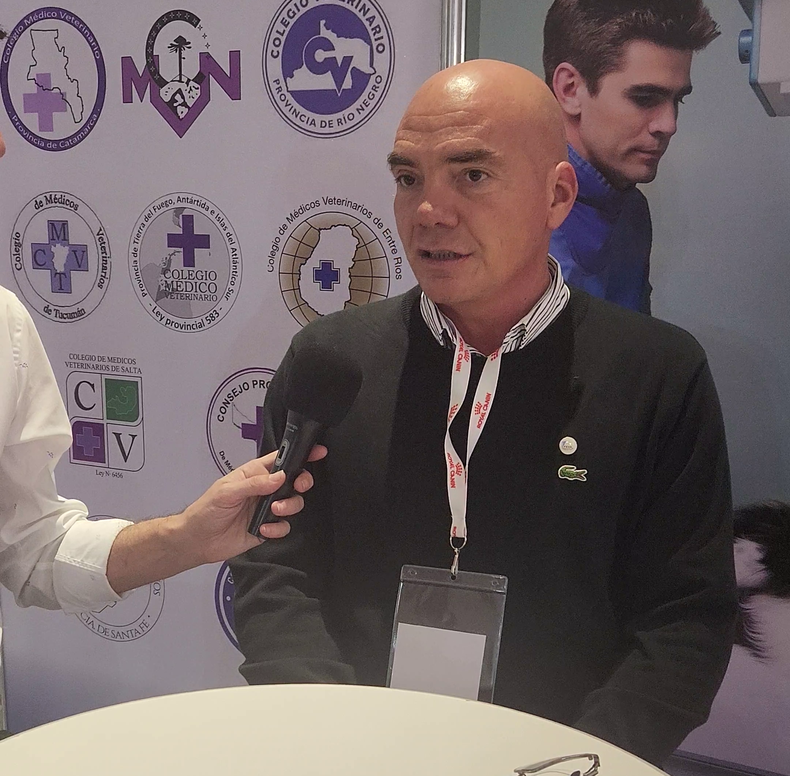 El MV Federico Berger, presidente de la FeVA, destacó las tecnologías que utilizan los veterinarios para su labor diario.