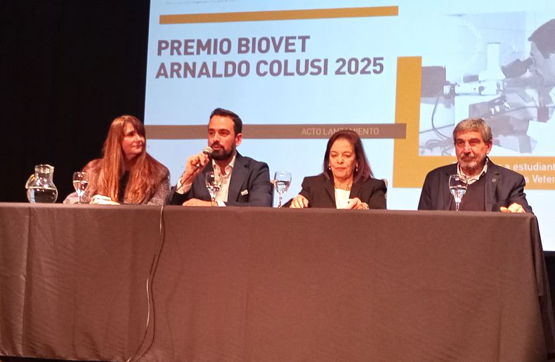 Sanidad animal. El lanzamiento del premio se realizó en la Casa de Buenos Aires.