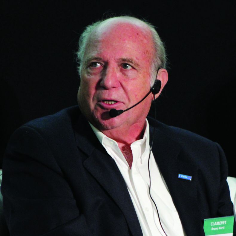 MOTIVAR Clamevet Argentina panel presidentes.jpg