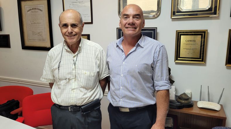 Héctor Otermin y Federico Berger, gerente y presidente de la Federación Veterinaria Argentina.