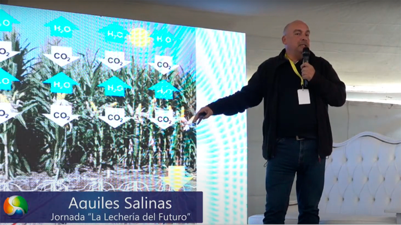 Aquiles Salinas destacó que el riego redefine el futuro de la producción láctea.
