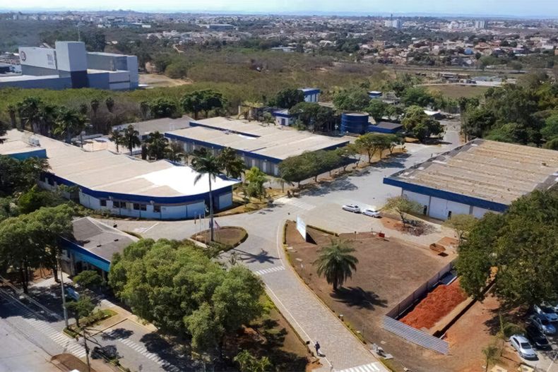 La empresa anunció el cierre de una de las tres plantas de productos veterinarios que tiene en Brasil.&nbsp;