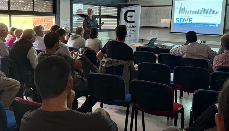 Cantón abordó el síndrome distérmico y el tremorgénico en bovinos, en el marco del Programa de Educación Continua de la Unicen.