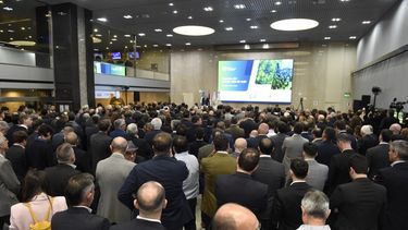 El primer remate de soja de la capaña 2023/2024 tuvo lugar en la Bolsa de Comercio de Rosario.