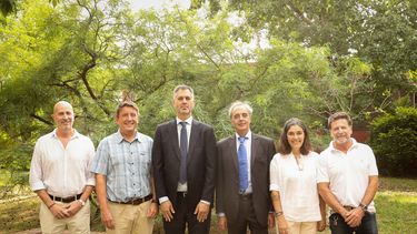 Funcionarios del INTA, Cancillería, Relaciones Exteriores y referentes de Vetanco y Bioinnovo.