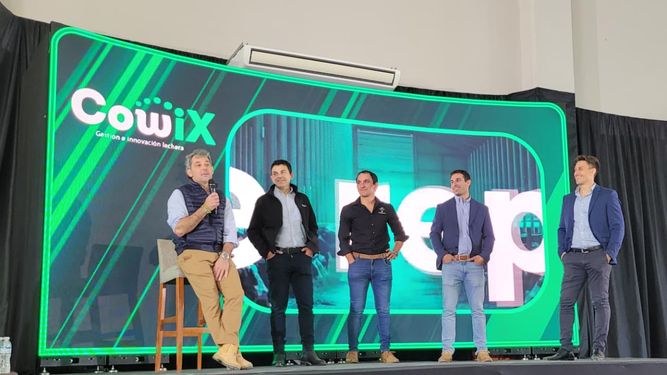 El sector tambero se reunió con Cowix para analizar datos y gestión.