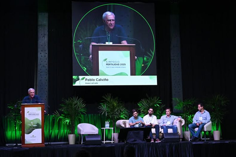 Especialistas debatieron cómo mejorar el rendimiento de los cultivos.