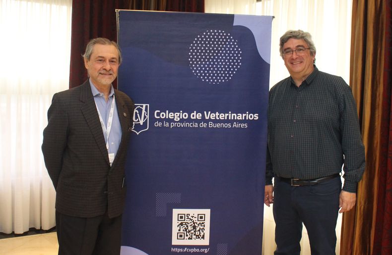 Osvaldo Rinaldi y Javier Rodríguez destacaron que la figura del veterinario de registro tiene que tener la capacitación, apoyo del colegio y, sobre todo, del ministerio.