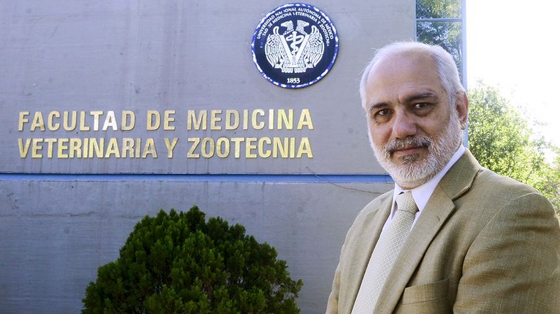 El titular de la Facultad de Medicina Veterinaria y Zootecnia de México, Carlos Guillermo Gutiérrez Aguilar, impulsa la iniciativa con inteligencia artificial.
