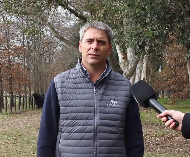 Santiago Young CIALE.jpg