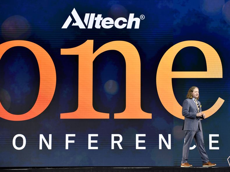 alltech conferencia one.jpg