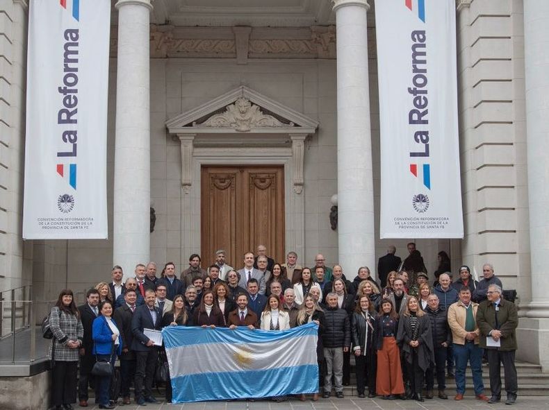 Entidades veterinarias pidieron su inclusión en la Constitución para fortalecer su rol.