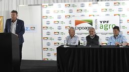 Autoridades de CAENA, en el lanzamiento del Congreso de Nutrición Animal 2026. Autoridades de CAENA, en el lanzamiento del Congreso de Nutrición Animal 2026.