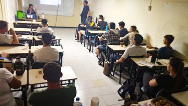 La formación en producción porcina está dirigida a dirigida a encargados y operarios, productores, profesionales, técnicos y estudiantes.