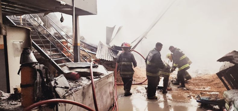 La distribuidora Krönen sufrió un incendio en sus instalaciones de La Plata.&nbsp;&nbsp;