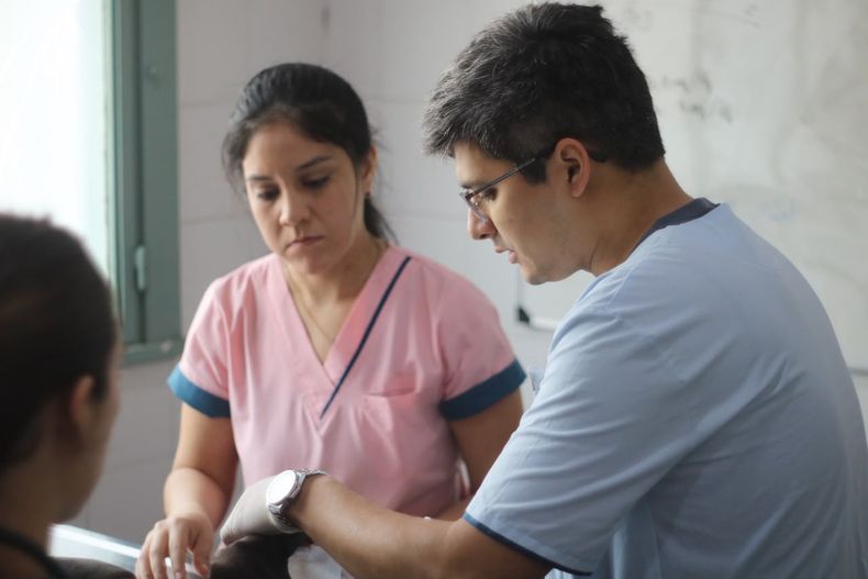 El equipo del hospital veterinario suma profesionales y amplía sus servicios clínicos.