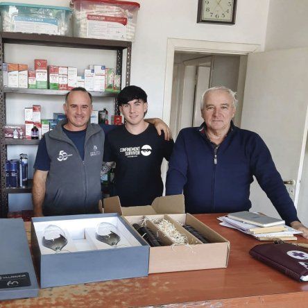 Las 3 generaciones con un objetivo en común: ser una distribuidora veterinaria.