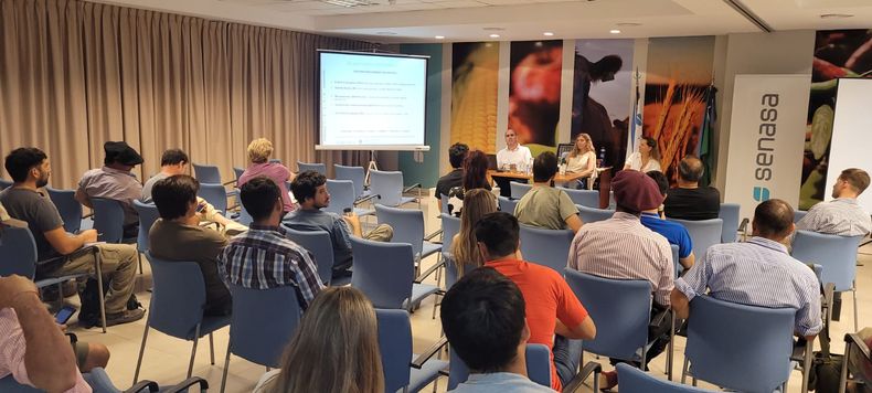 Participaron del curso de acreditación para la vacunación antiaftosa veterinarios de distintas localidades bonaerenses.