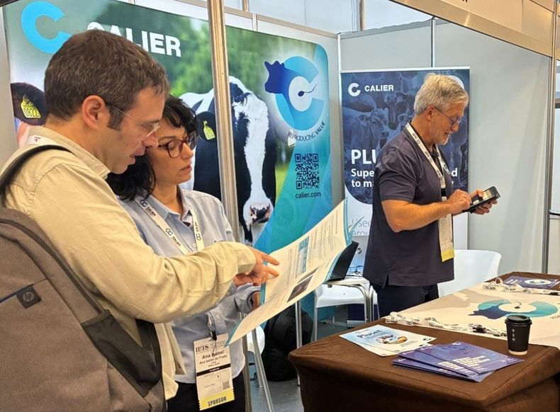 Calier particip&oacute; en Panam&aacute; con un stand propio y dio charlas sobre sus soluciones hormonales.