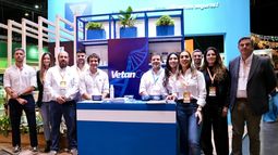 El equipo de Vetanco, presente en el Congreso Veterinario Latinoamericano de Drovet. El equipo de Vetanco, presente en el Congreso Veterinario Latinoamericano de Drovet.