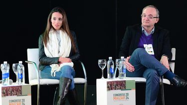 Cecilia Piermattei, miembro de la Sociedad Gremial de Acopiadores de Rosario y Gustavo Idígoras, presidente de CIARA y el CEC.