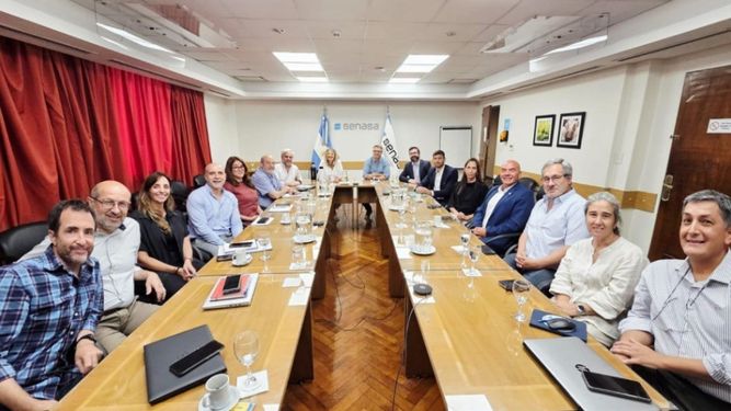 Del encuentro convocado por Senasa participaron entidades como FeVA y Fecovet.&nbsp;