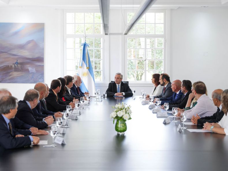 decreto alberto veterinarios.jpg