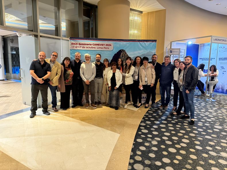 El seminario de CAMEVET se desarrolla en Lima, con una gran asistencia de argentinos.