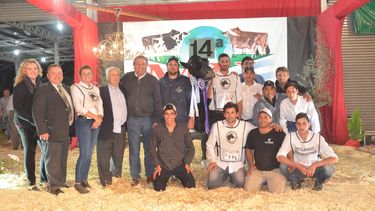 Representantes de Cabaña y Tambo La Lilia se destacan en la cría y mejora genética de la raza Holando.
