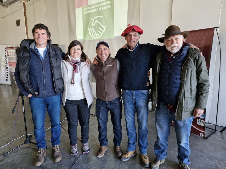 “Ayudando se aprende, aprendiendo se ayuda”, un grupo de veterinarios que tiene el sueño de crear una fundación