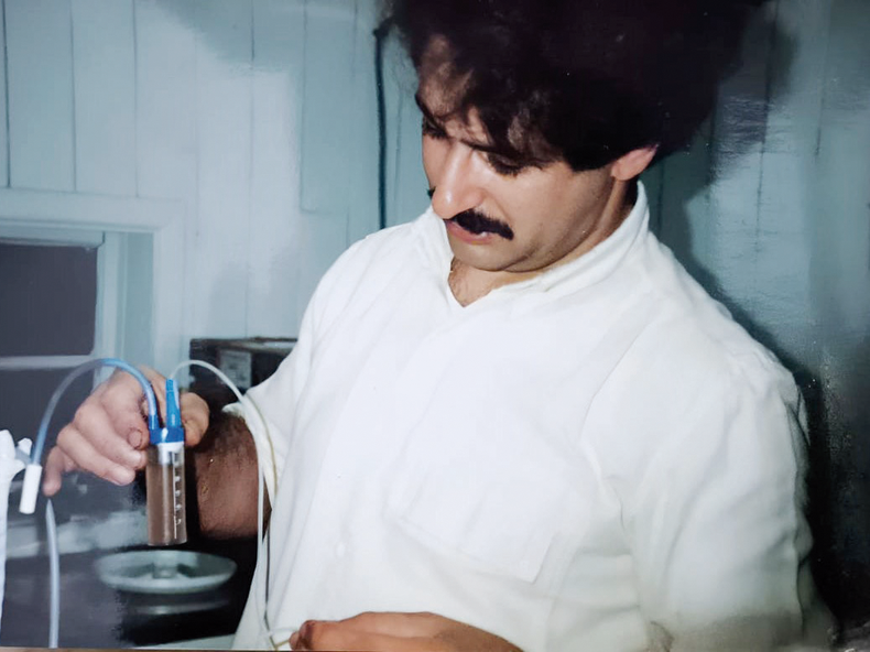 Omar Alonso se graduó en la FCV de La Plata en 1977 y volvió a su pago, donde aún se dedica a la reproducción animal.