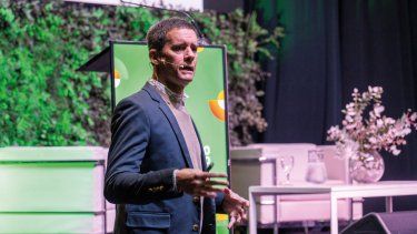 Ramiro Llamas, con foco en la salud de los porcinos.