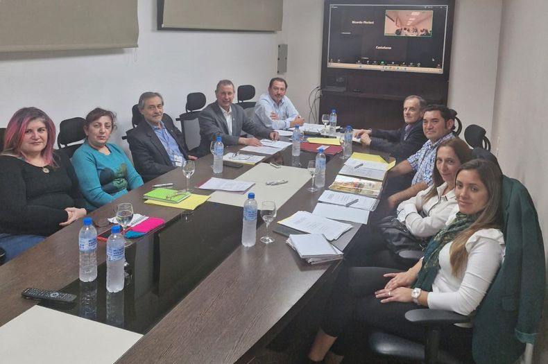 Referentes de colegios y consejos veterinarios eligieron autoridades de Fecovet.