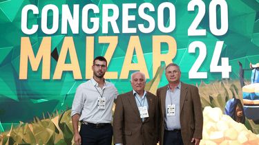 Lisandro Guillaumet, Vicente Trucillo y Juan Balbin destacaron el aporte de la genética, la tecnología y el manejo para lograr el éxito del sorgo.
