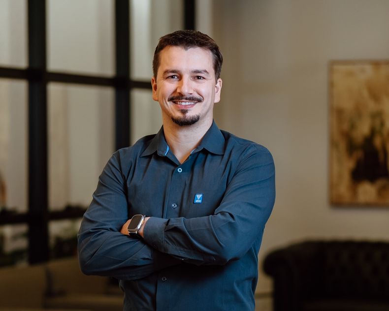 Thiago Tejkowski,Global Marketing Manager de Vetanco, destacó a la empresa como sinónimo desoluciones confiables e innovadoras