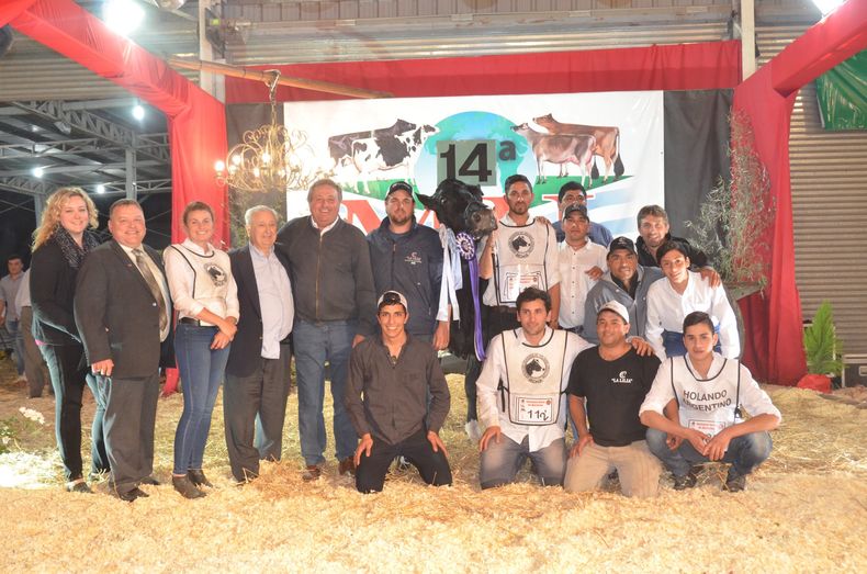 Representantes de Cabaña y Tambo La Lilia se destacan en la cría y mejora genética de la raza Holando.