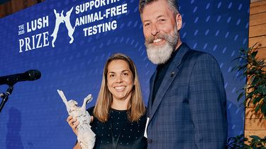 Argentina se destaca en la escena global por su compromiso con el bienestar animal, promoviendo métodos alternativos y la educación científica.