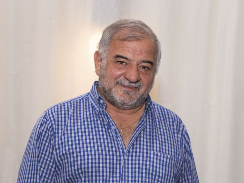 Javier Morales destaca el rol del plan sanitario en la estrategia de su distribuidora veterinaria.