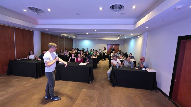 Luciano Aba compartió herramientas de gestión para mejorar los resultados de las veterinarias.