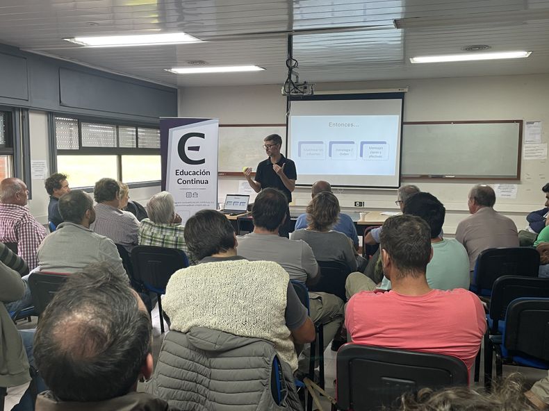 Veterinarios especializados en bovinos participaron de un taller para optimizar la venta y el cobro de servicios veterinarios.