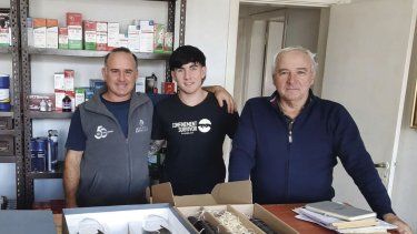 Las 3 generaciones con un objetivo en común: ser una distribuidora veterinaria.